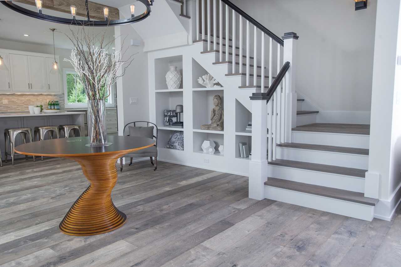 311 Mill Rd - Photo 3 of 34