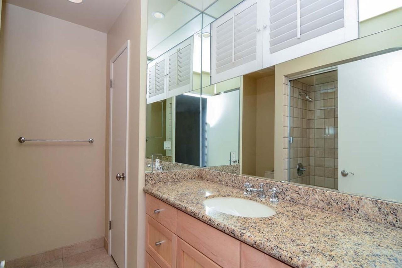 7545 N Silvercrest Way - Photo 2 of 42