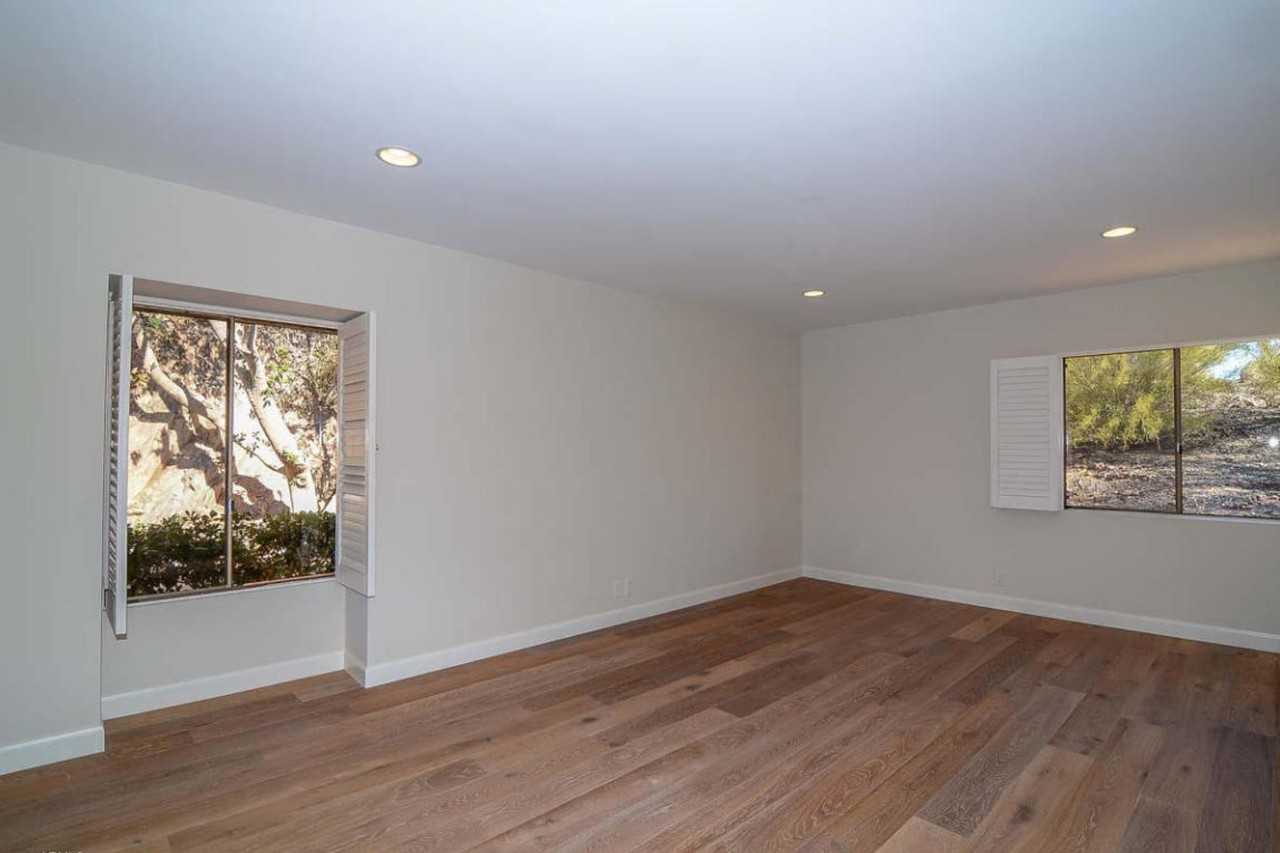 7545 N Silvercrest Way - Photo 3 of 42