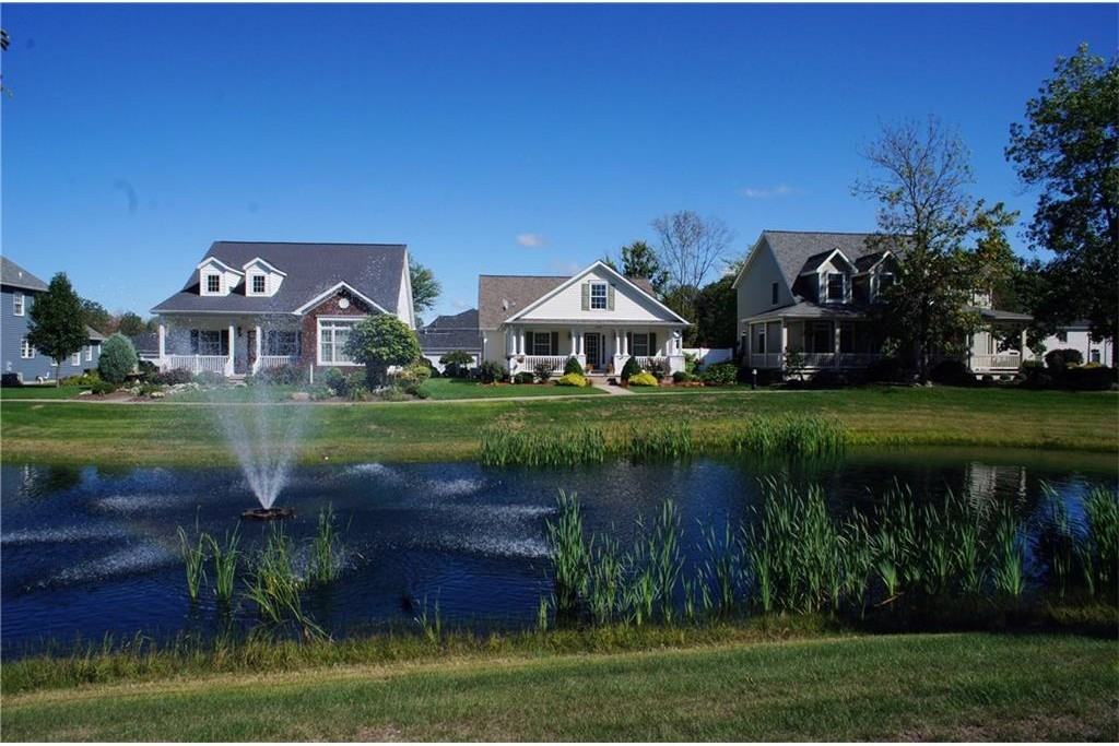 408 Garden Ln - Photo 3 of 25