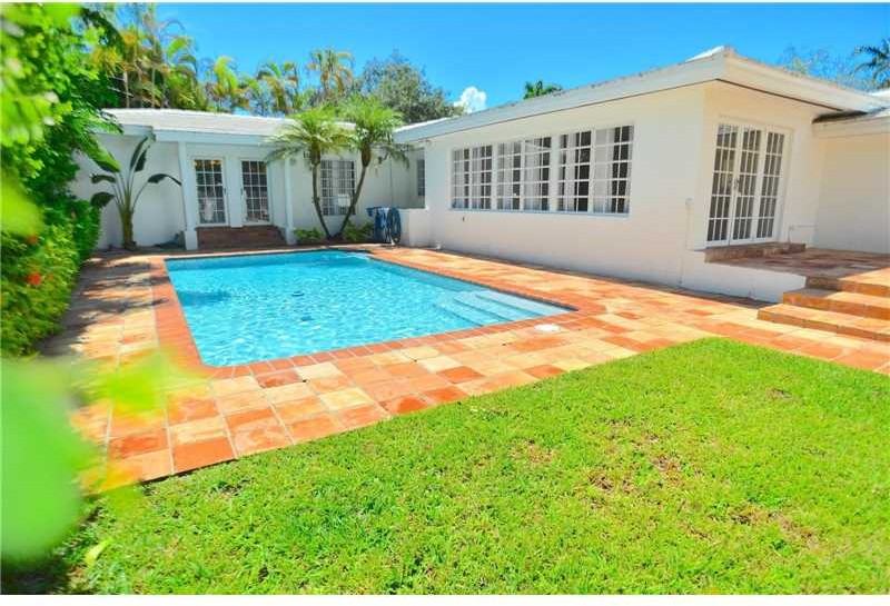 6901 Almansa St - Photo 3 of 3