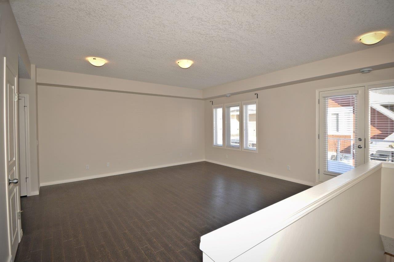 711 Auburn Bay Blvd SE - Photo 2 of 18