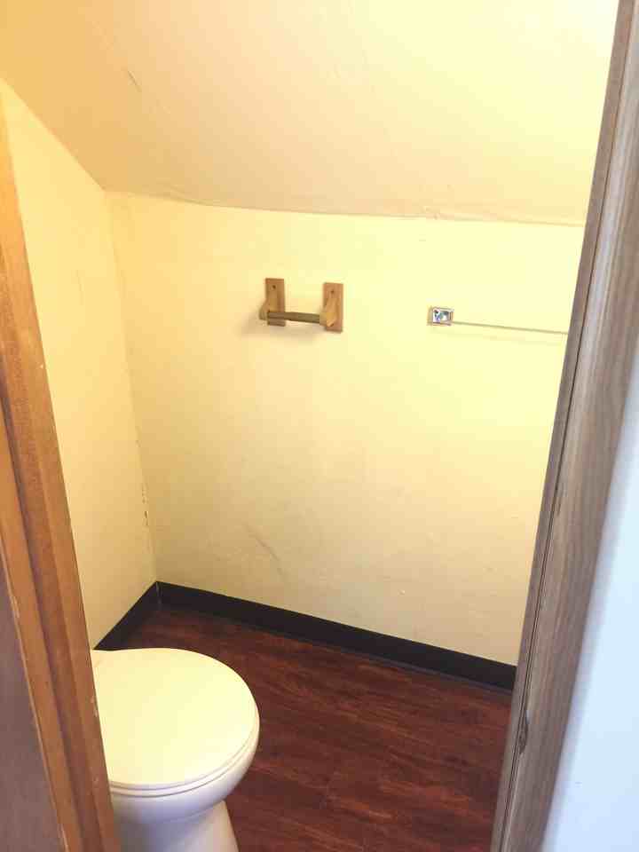 1498 S Champion Ave - Photo 3 of 12