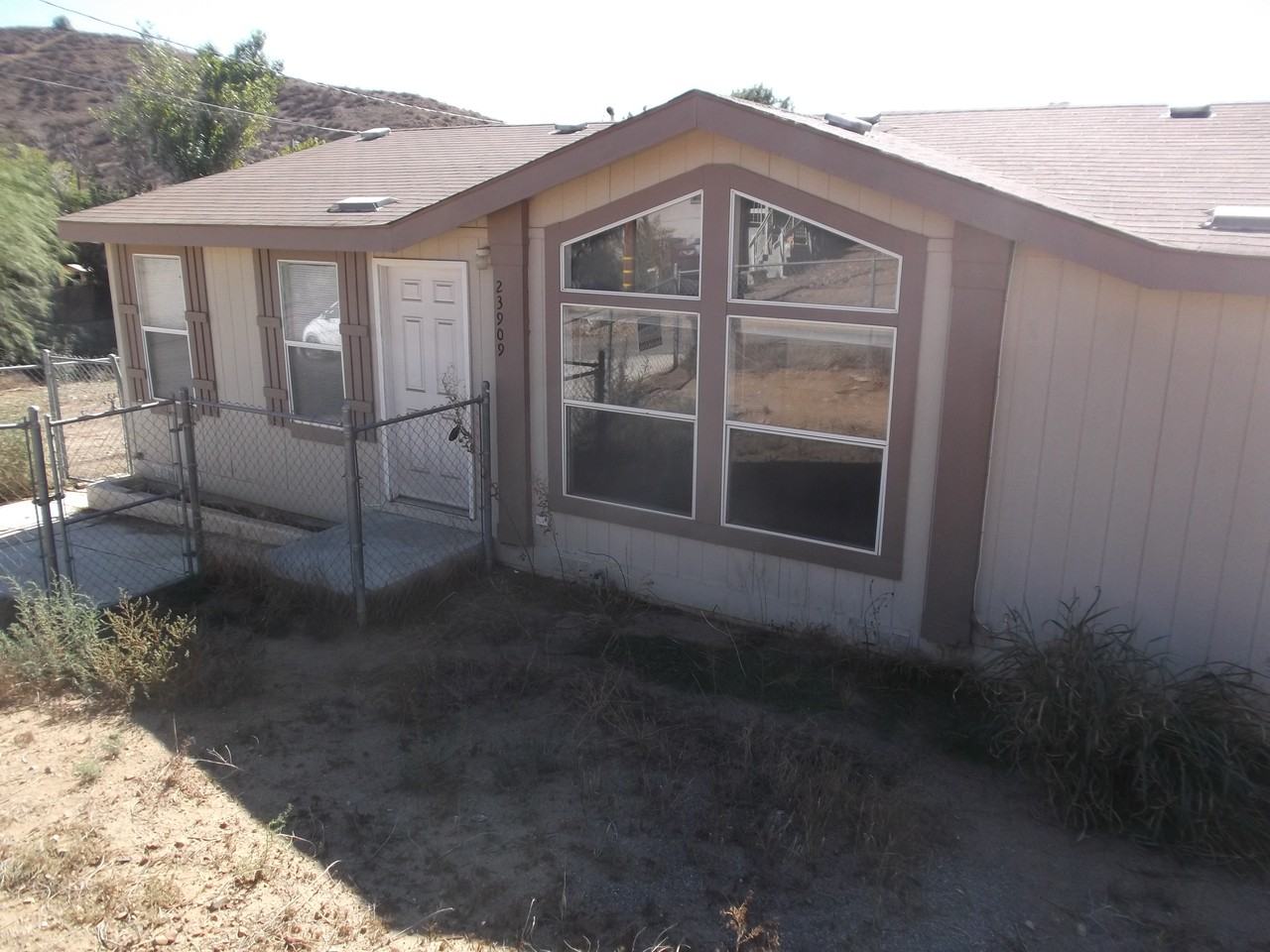 23909 Lucas Dr - Photo 3 of 4