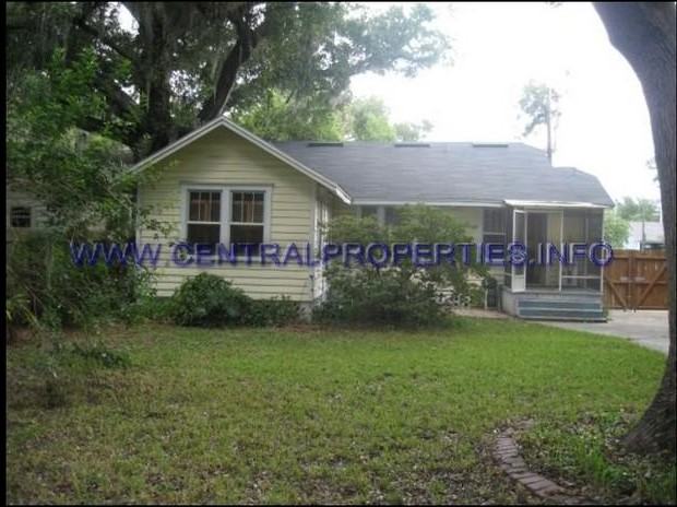 742 Arlington St - Photo 2 of 13