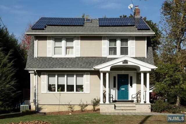 591 Sylvan Pl - Photo 2 of 19