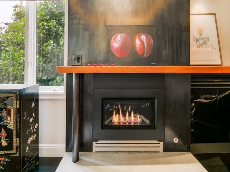 2506 Leavenworth St - Photo 2 of 42