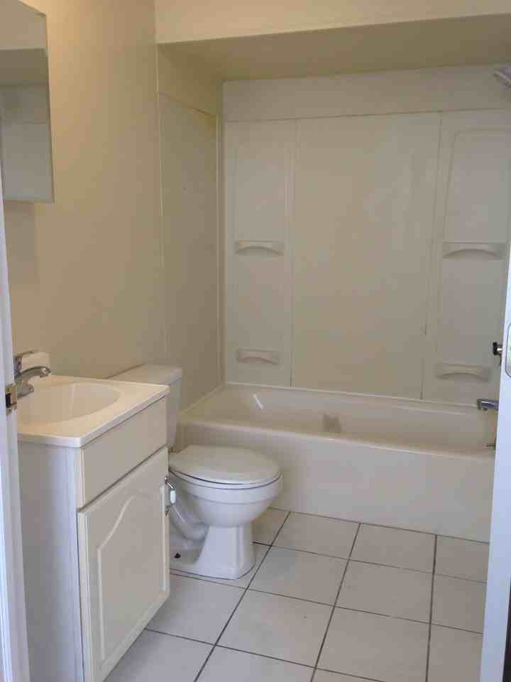 125 South McDonald Street - Photo 3 of 14