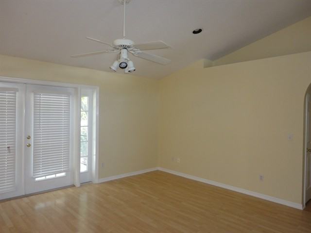 835 Marquee Dr - Photo 2 of 14