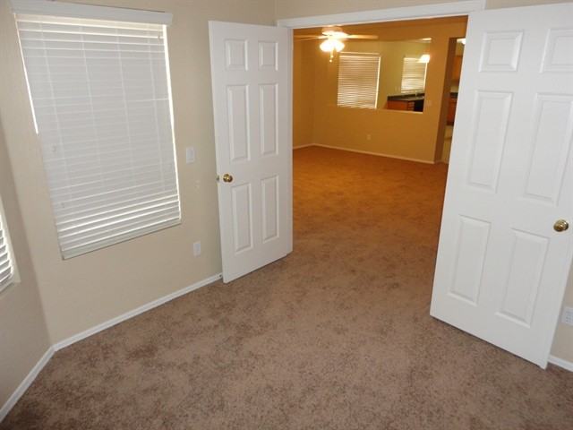 3328 W Apollo Rd - Photo 3 of 13