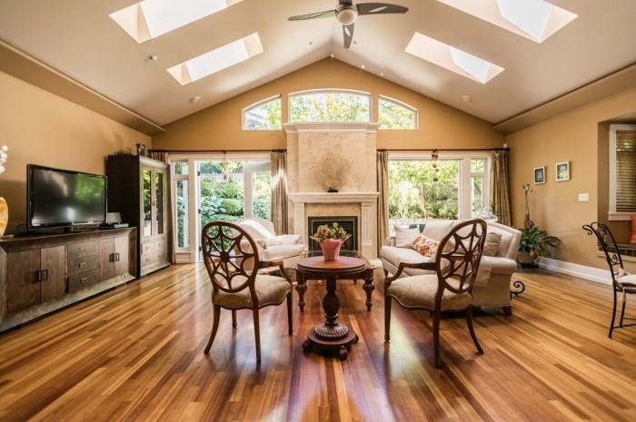 850 Calverhall Street - Photo 2 of 20