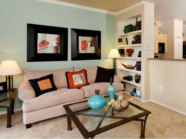 Viridian - Photo 2 of 21