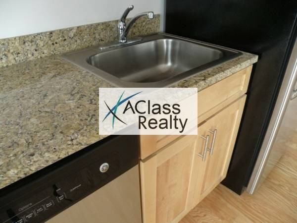 31-71 31st Avenue - Photo 2 of 5