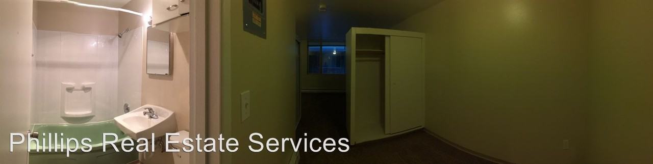 5219 University Way NE - Photo 3 of 5