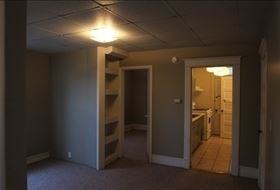 275 400 E - Photo 2 of 13