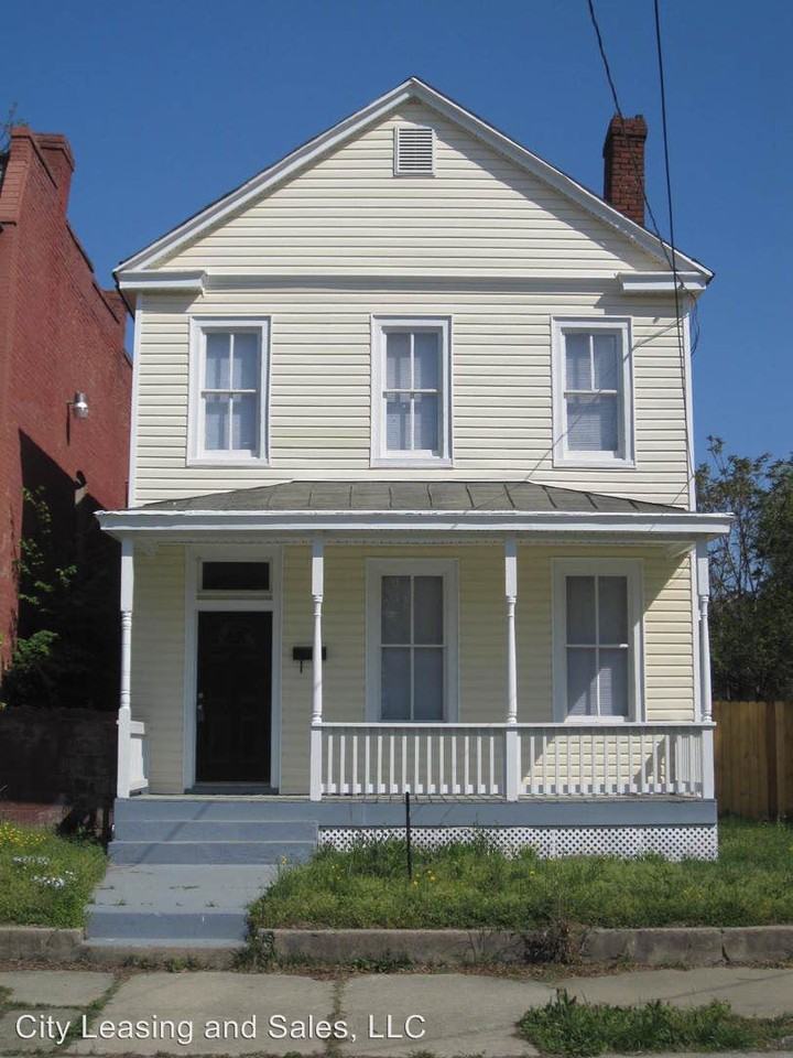 1012 N 35th St - Photo 2 of 8