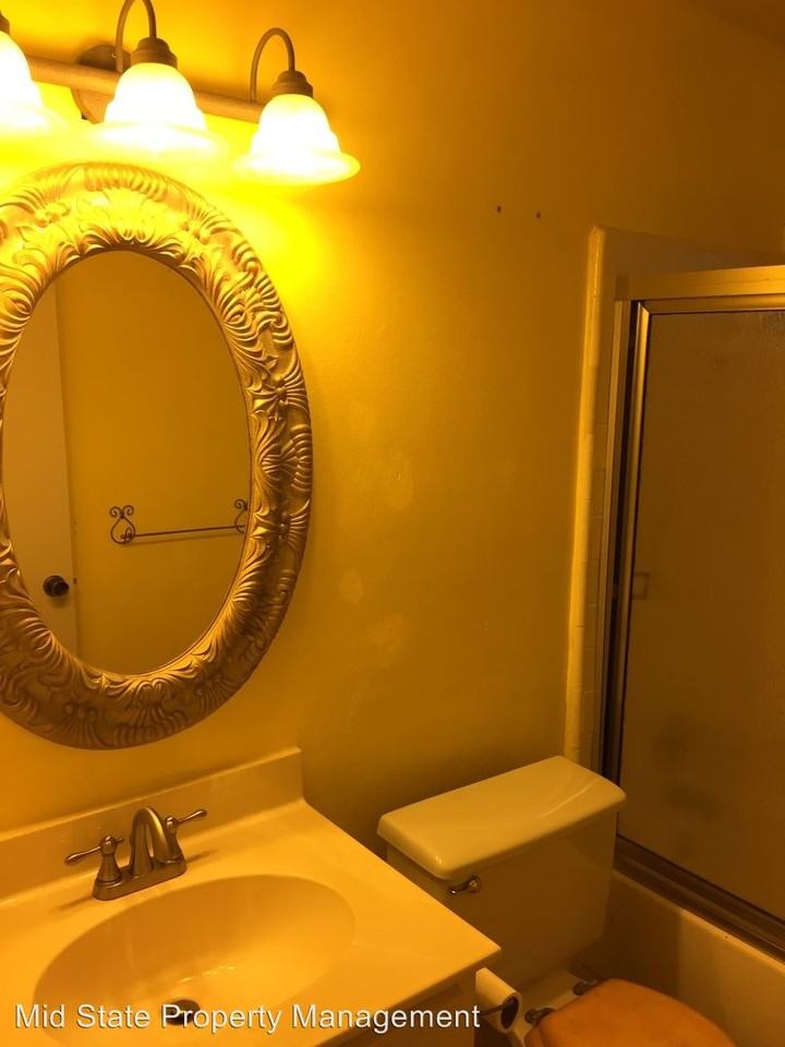 206 S Princeton Ave - Photo 2 of 50