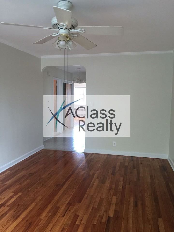 3011 50th Street - Photo 3 of 6