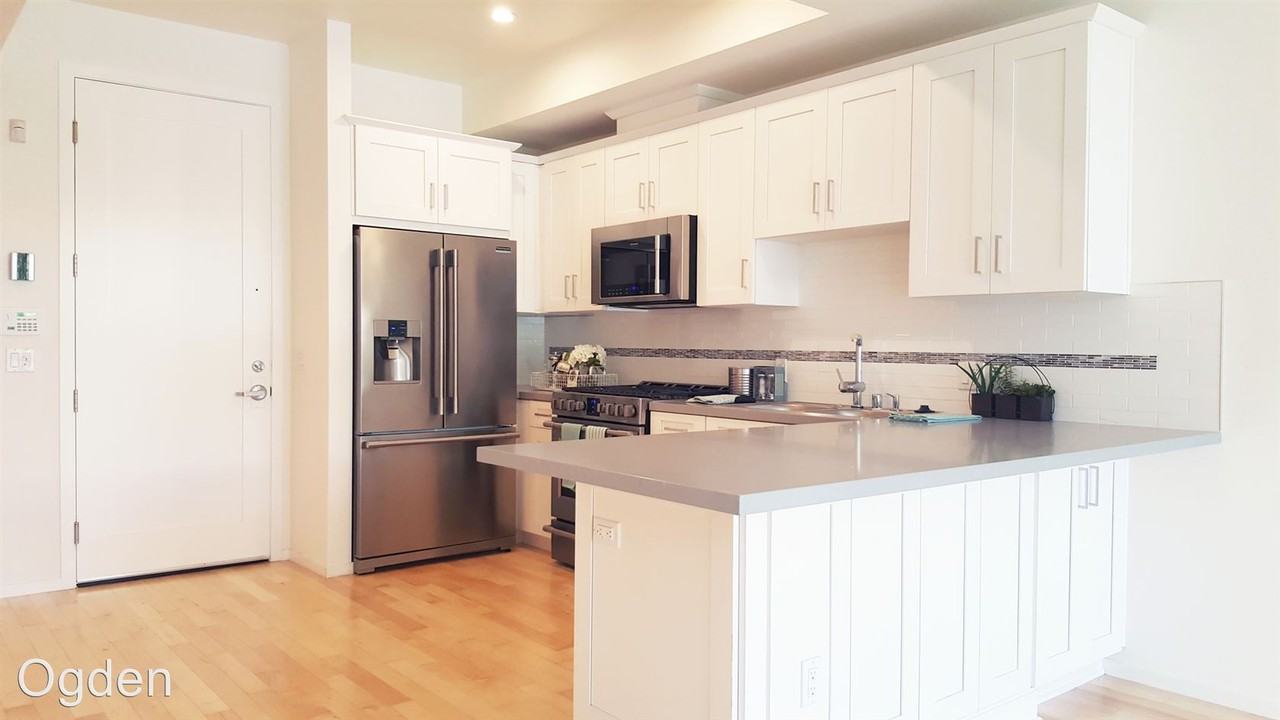 738 South Ogden Drive - Photo 3 of 14