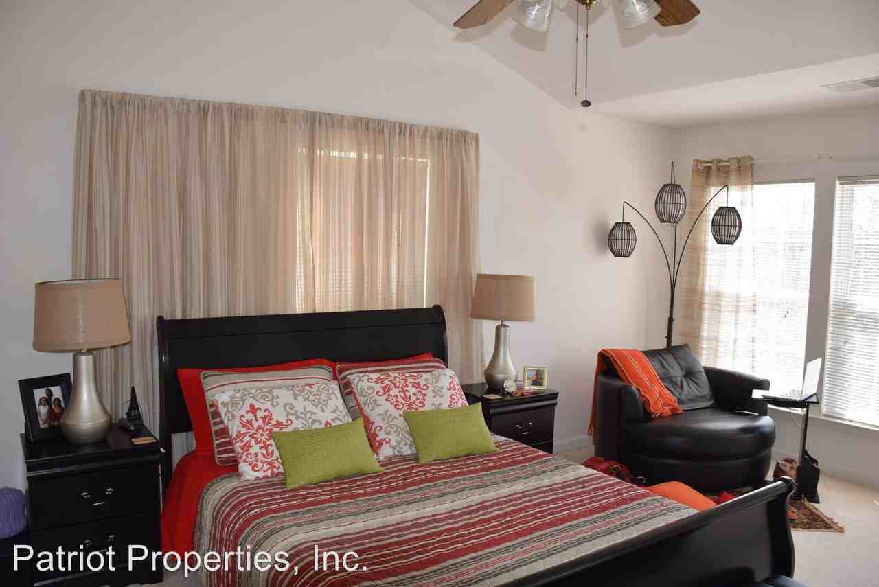 44259 Suscon Square - Photo 2 of 10