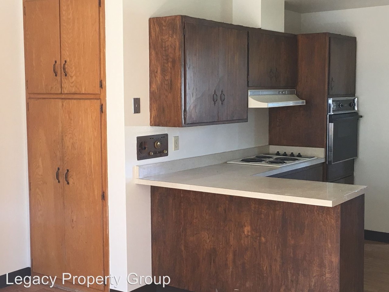 7518 Rainbow Dr - Photo 3 of 17