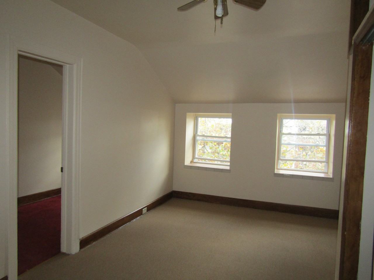 739 Putnam Ave #3 - Photo 3 of 8