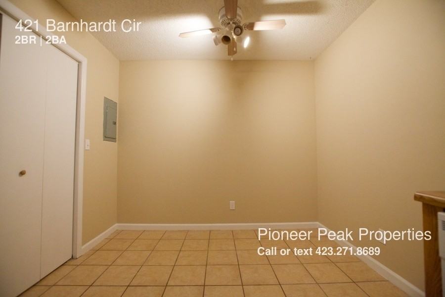 421 Barnhardt Cir #421 - Photo 2 of 6
