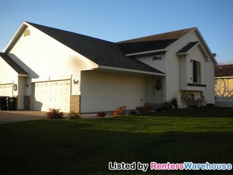 1408 S 3rd St - Photo 2 of 13