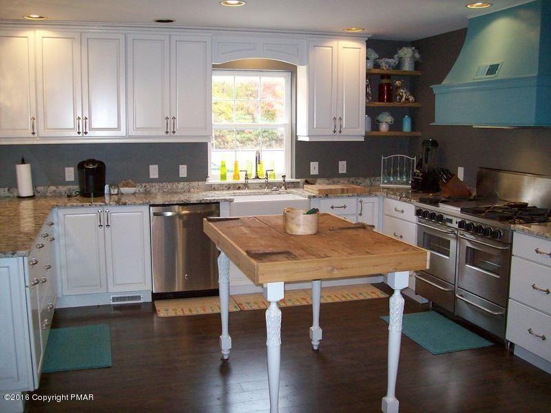 342 Scheller Hill Rd - Photo 2 of 50