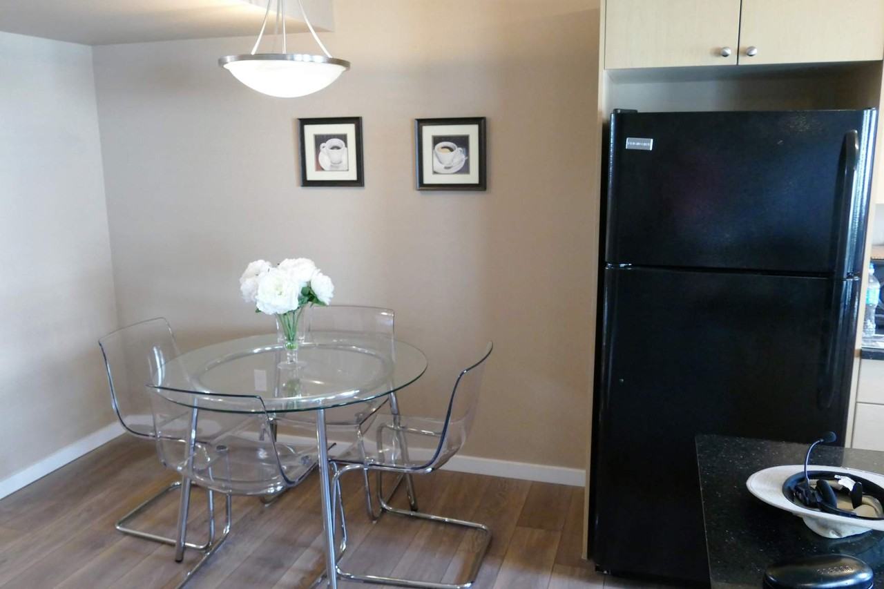 8401 Southfort Boulevard - Photo 2 of 10