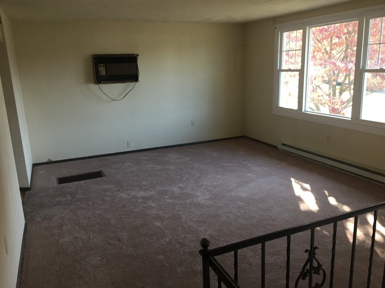 21 Malvern Dr - Photo 2 of 11