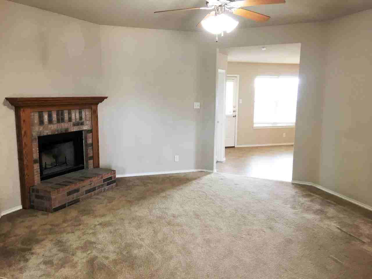 3605 Lorena Dr - Photo 3 of 14