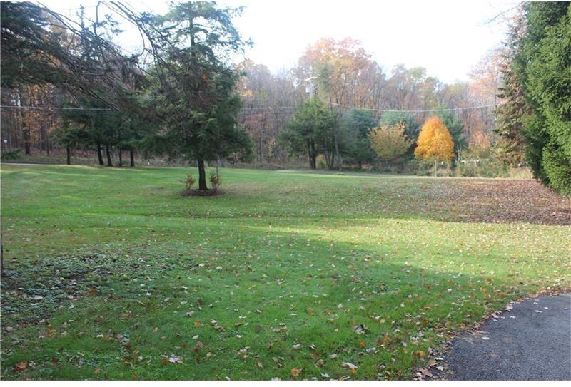 1460 Freeport Rd - Photo 2 of 25