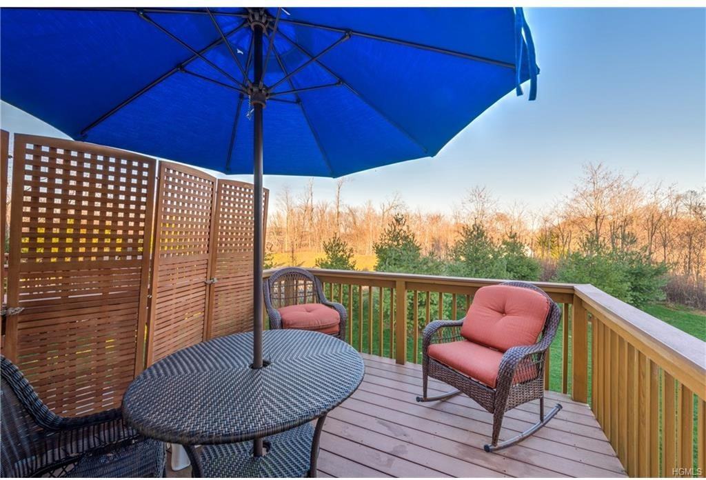 1226 Hustis Dr - Photo 2 of 20