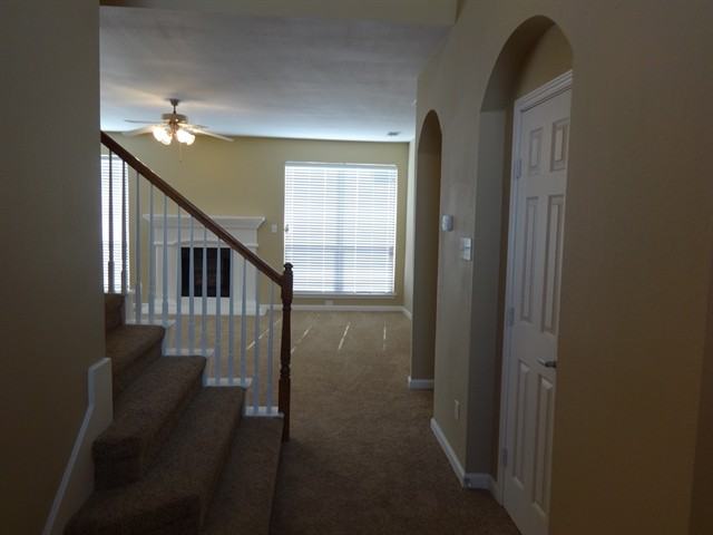 7928 Raton Ridge Ln - Photo 3 of 19