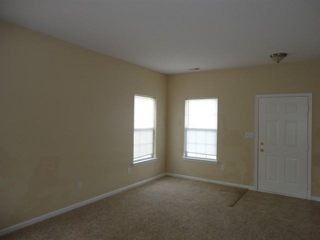 10221 Blue Sky Dr - Photo 2 of 13