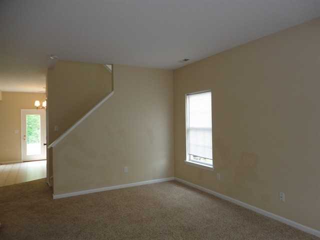 10221 Blue Sky Dr - Photo 3 of 13