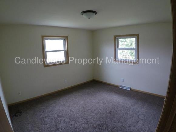 3712 Weston Ave - Photo 3 of 9