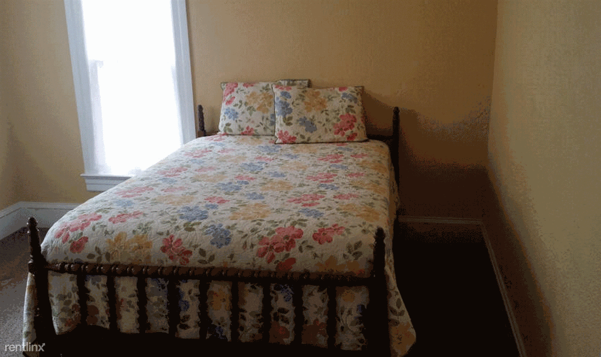 226 Bates St - Photo 2 of 16