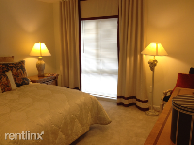 6024 Surrey Square Ln