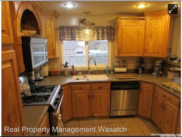 2291 Longmeadow Dr - Photo 3 of 16