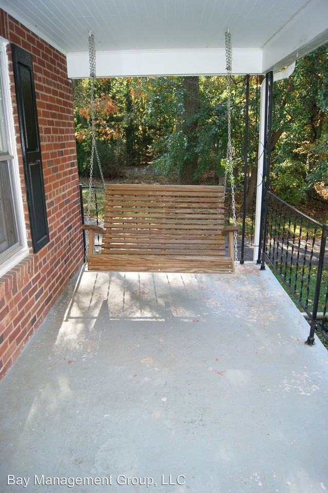 2549 Hollingsworth Rd - Photo 3 of 29