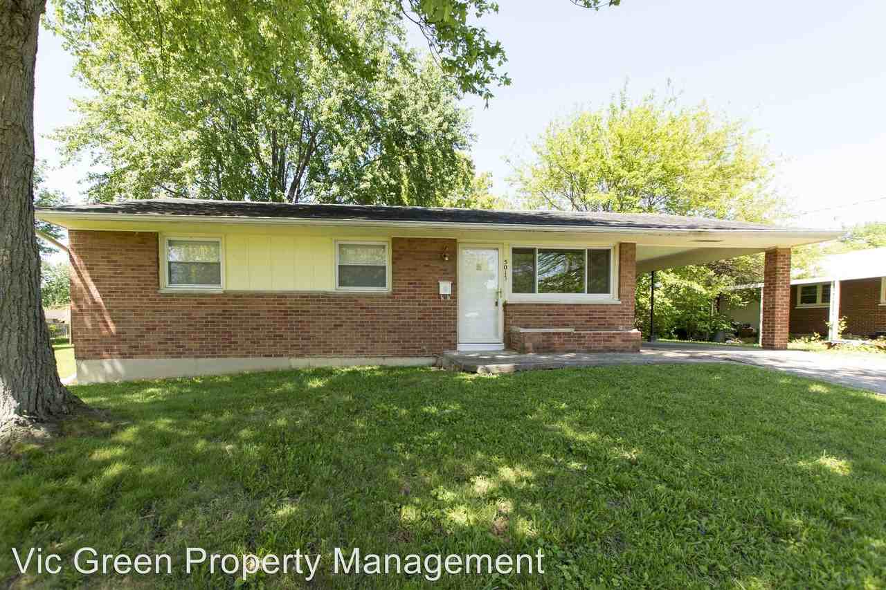 5013 Hulman Dr - Photo 2 of 25