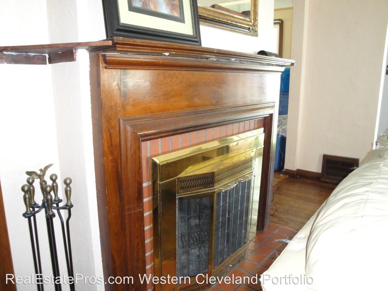 3259 W 142nd St - Photo 3 of 49