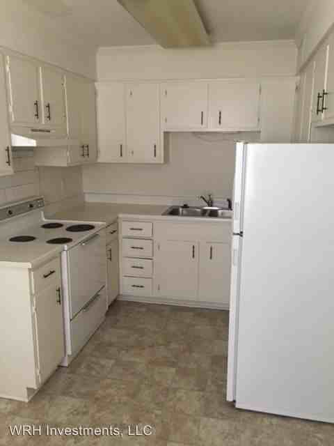 429 Chestnut St - Photo 2 of 4