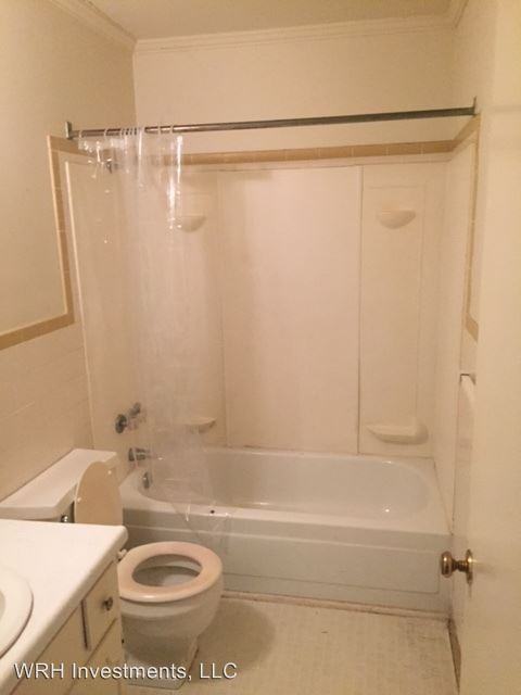 429 Chestnut St - Photo 3 of 4