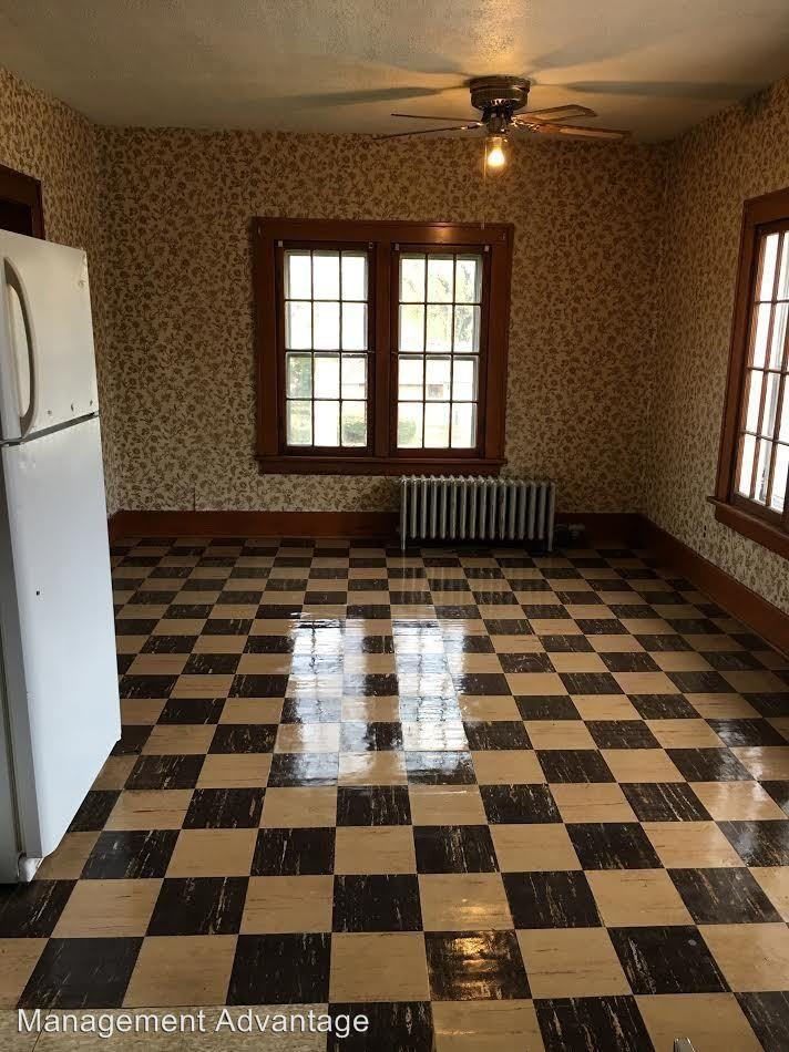 325 N Cullen St - Photo 2 of 8