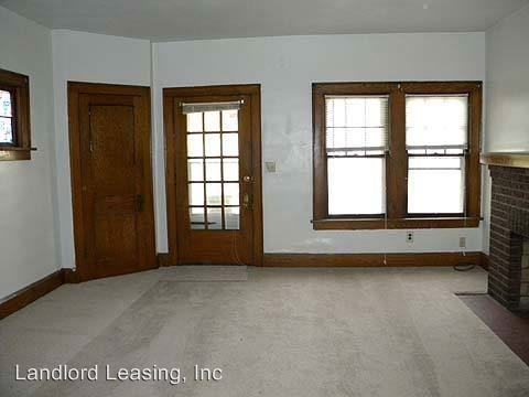 821 West Ave - Photo 2 of 10