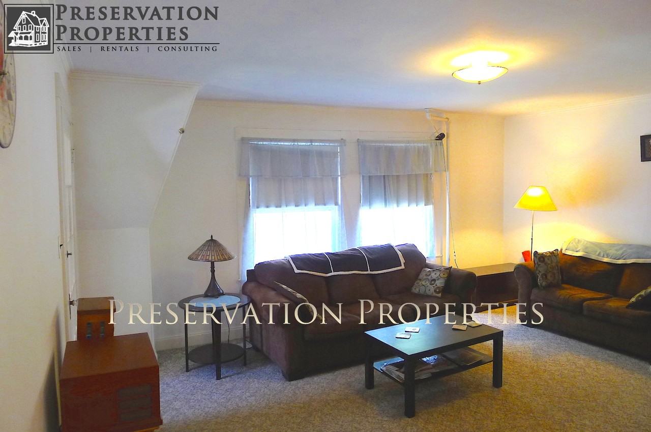 111 Mount Vernon Street - Photo 2 of 3