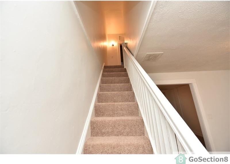 17799-17885 Melville Rd - Photo 3 of 7